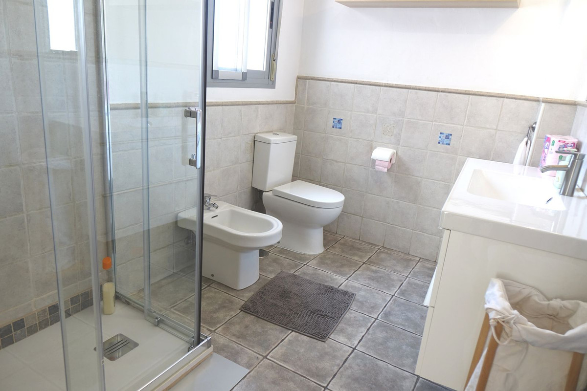 Appartement te koop in Fuengirola | 3 slaapkamers H5137807