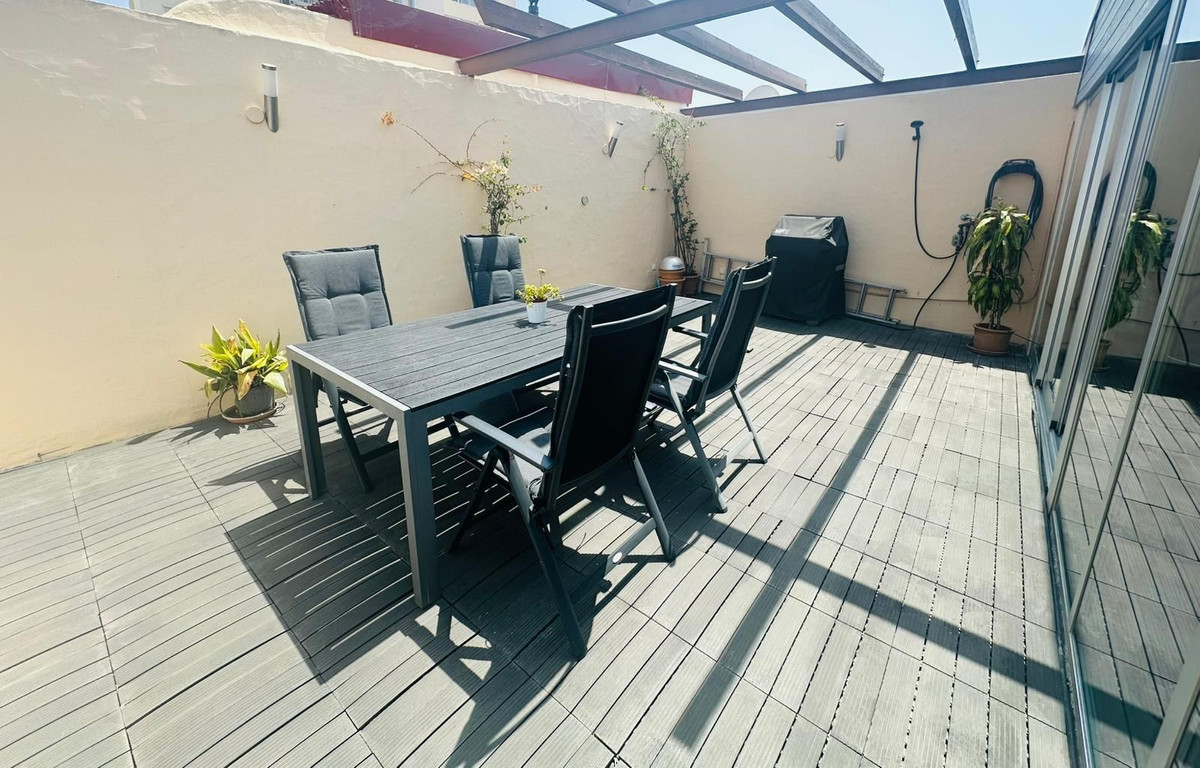 Appartement te koop in Fuengirola | 3 slaapkamers H5137807