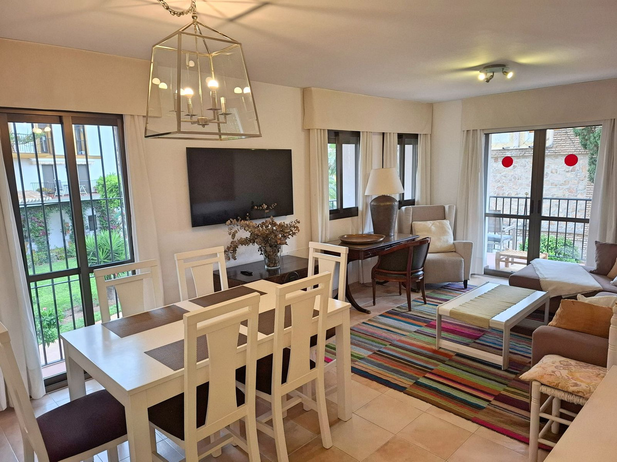 Appartement te koop in Fuengirola | 2 slaapkamers H5139910