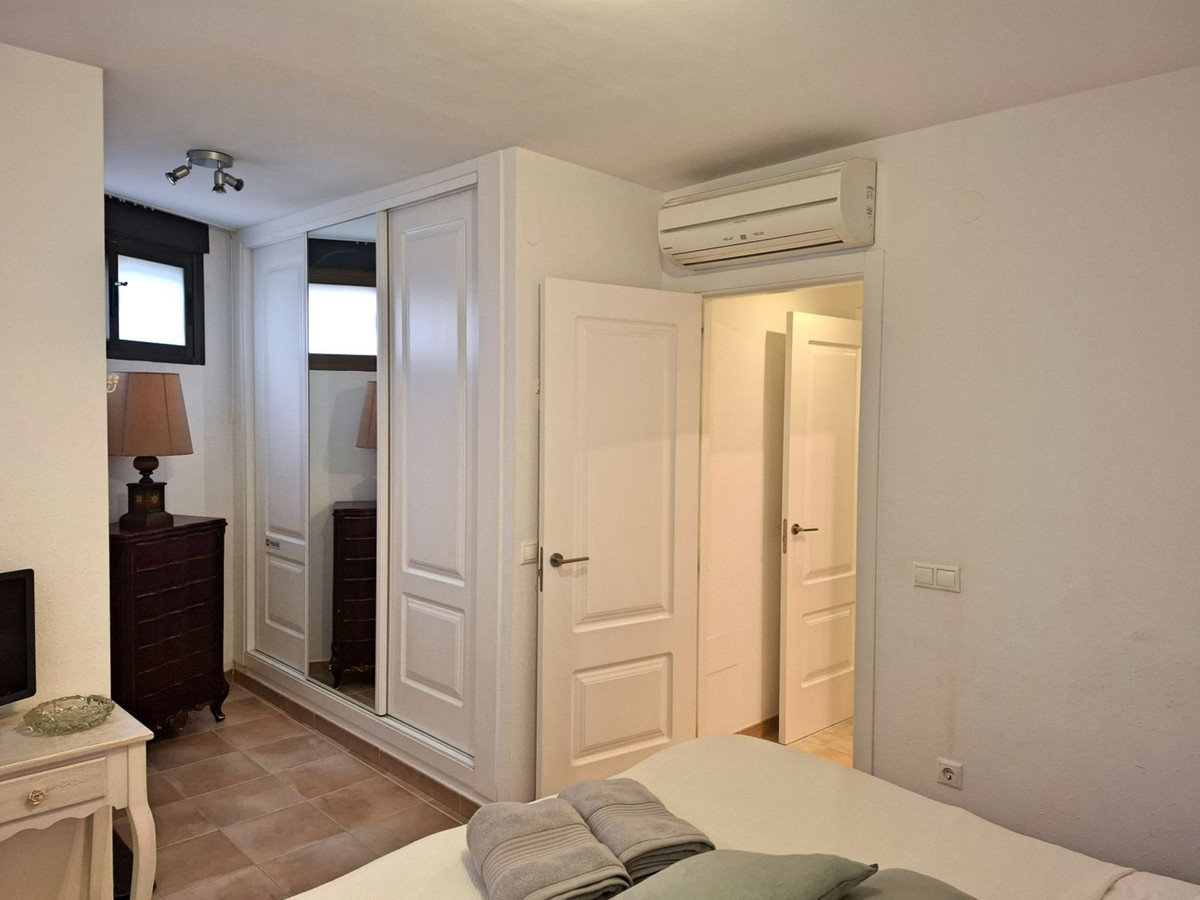 Appartement te koop in Fuengirola | 2 slaapkamers H5139910
