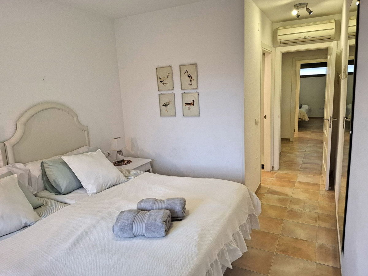Appartement te koop in Fuengirola | 2 slaapkamers H5139910