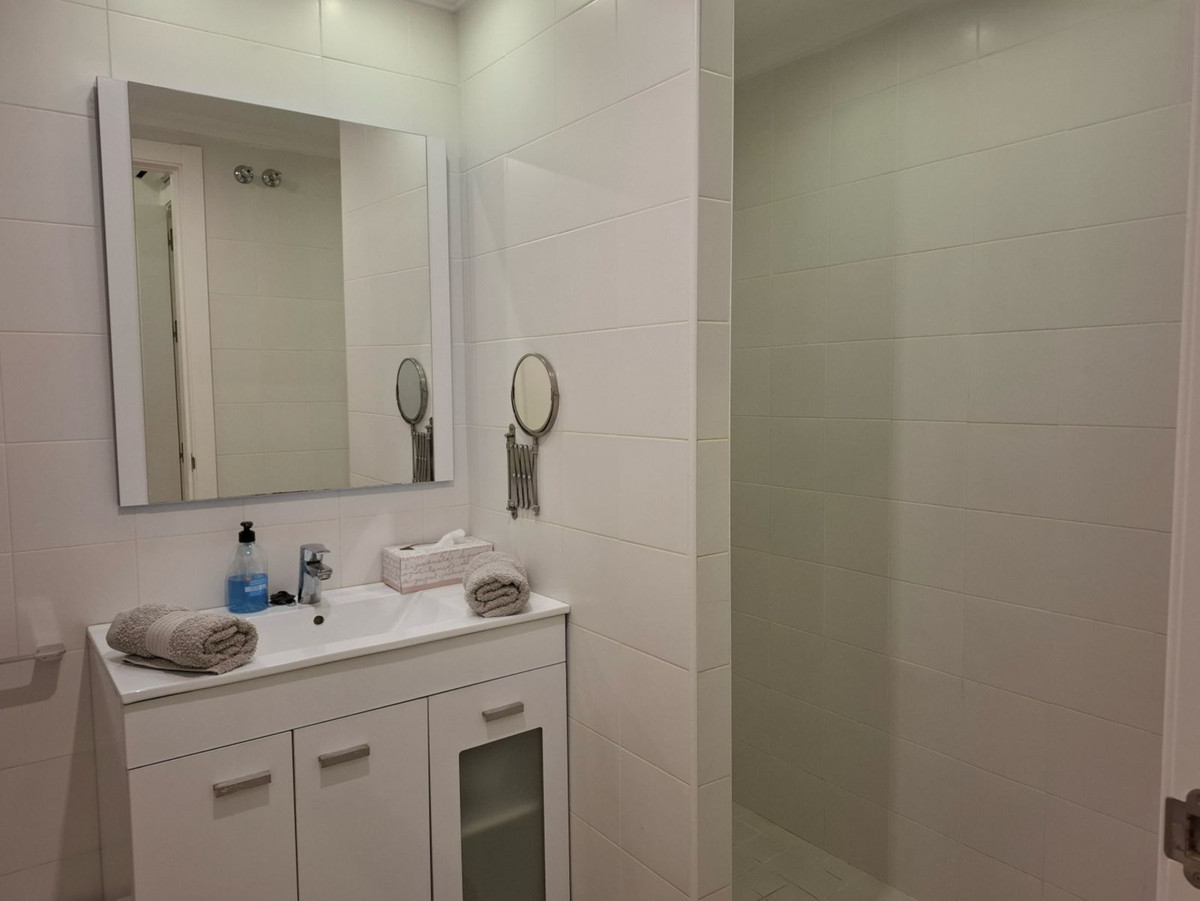 Appartement te koop in Fuengirola | 2 slaapkamers H5139910