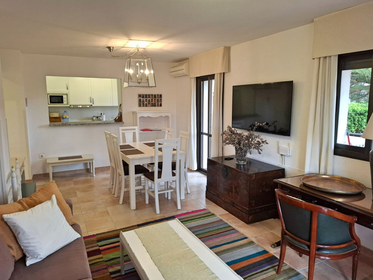 Appartement te koop in Fuengirola | 2 slaapkamers H5139910