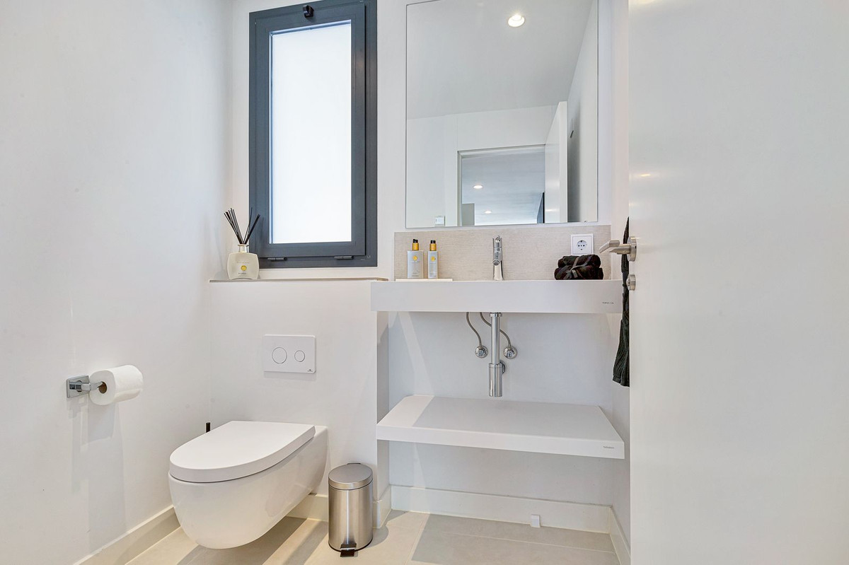 Appartement te koop in Fuengirola | 3 slaapkamers H5140993