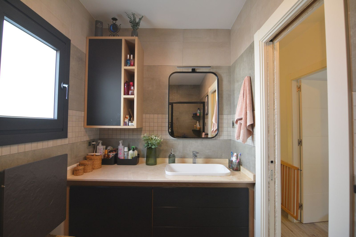 Property main view 33