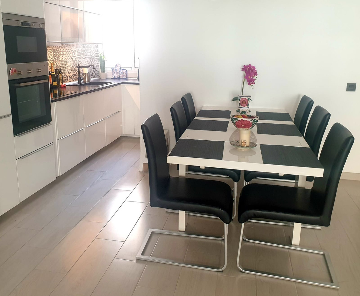 Appartement te koop in Fuengirola | 2 slaapkamers H5264029
