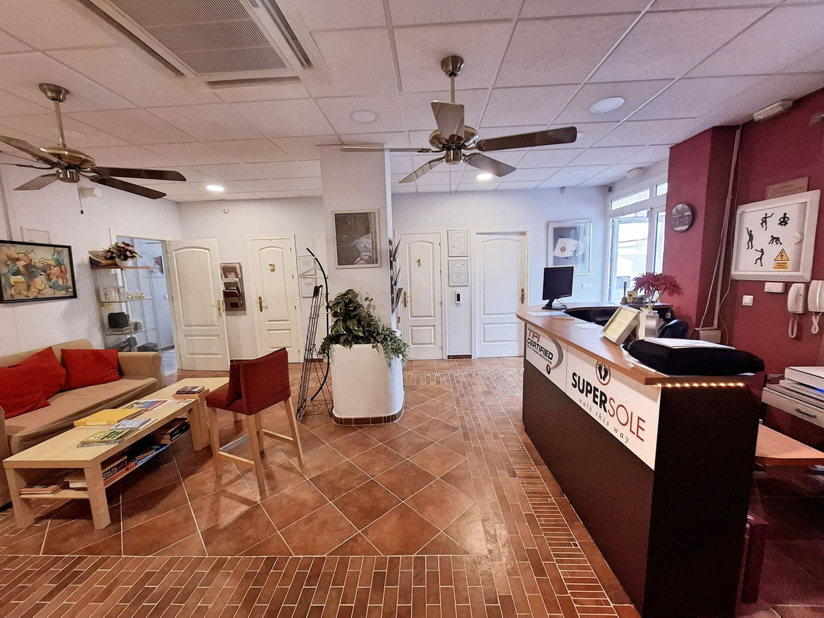 Penthouse te koop in Fuengirola | 4 slaapkamers H5274226