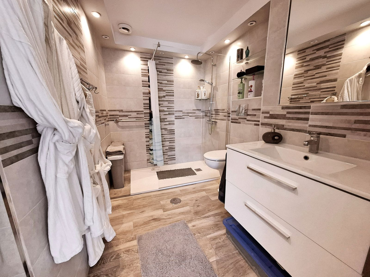 Penthouse te koop in Fuengirola | 4 slaapkamers H5274226