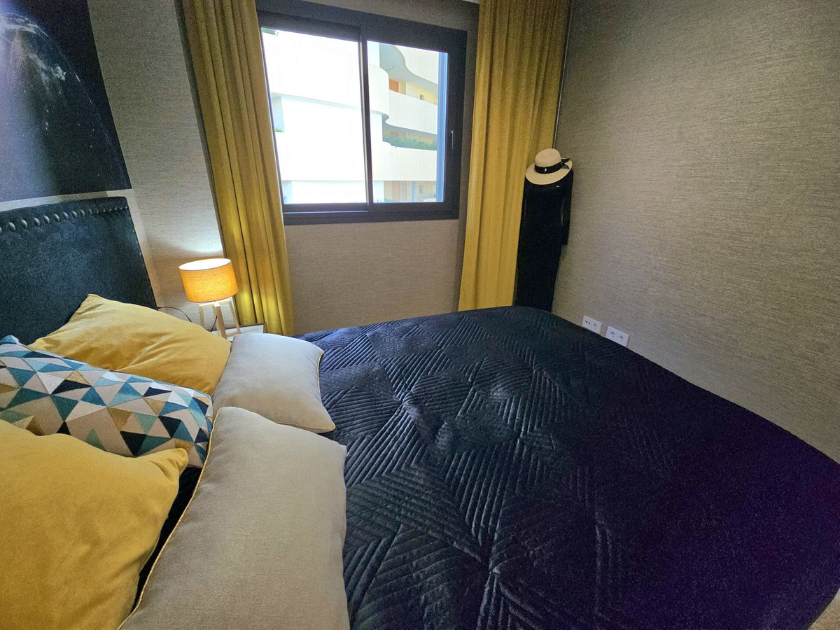 Appartement te koop in Fuengirola | 2 slaapkamers H5285866