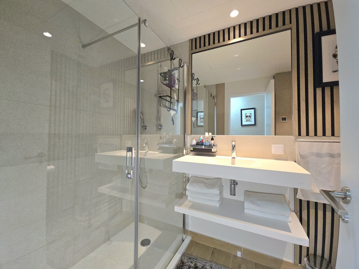 Appartement te koop in Fuengirola | 2 slaapkamers H5285866