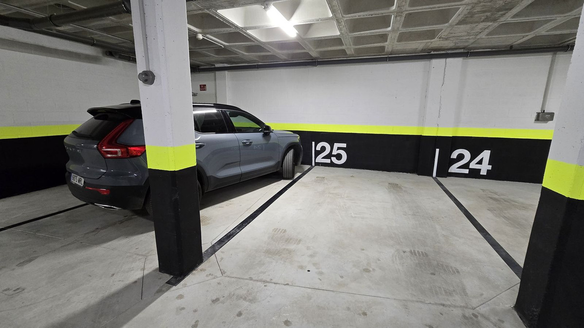 Appartement te koop in Fuengirola | 2 slaapkamers H5285866