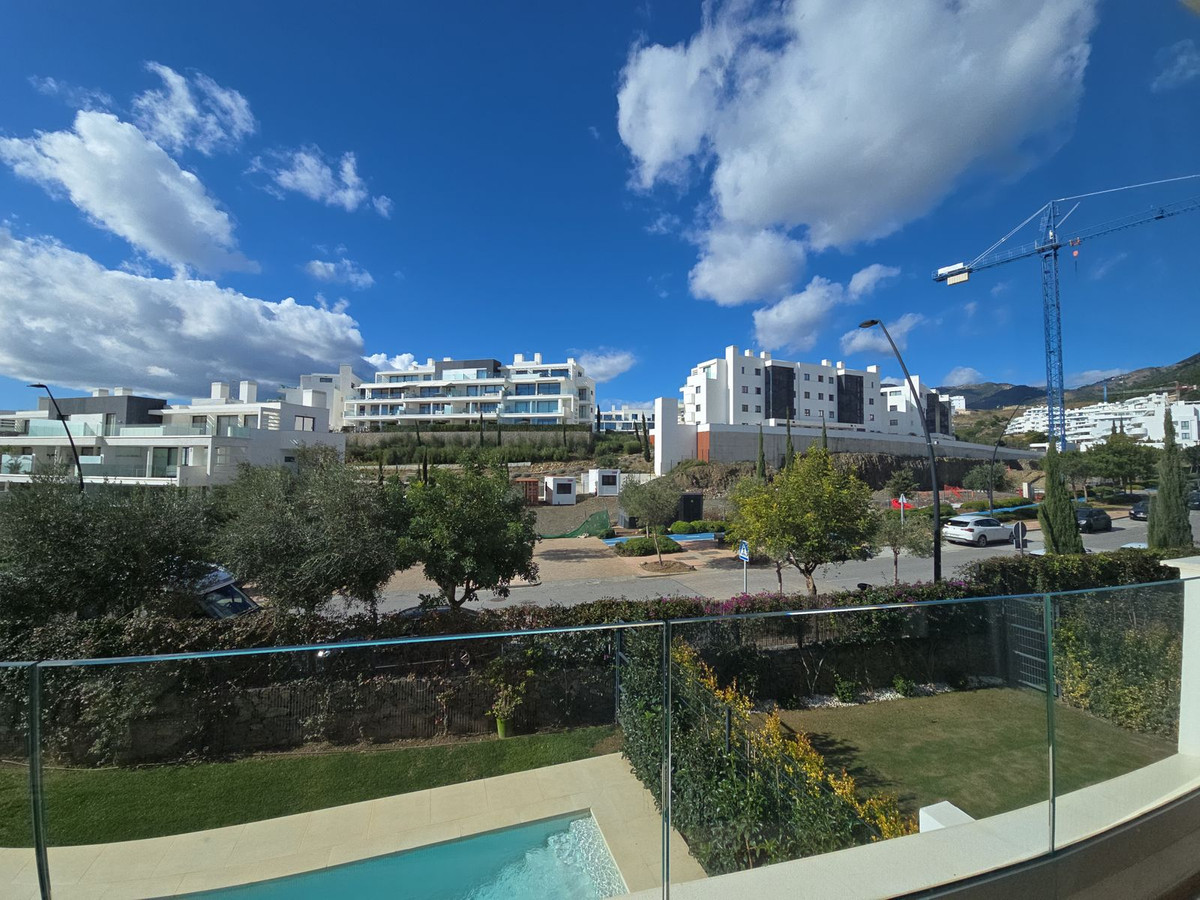 Appartement te koop in Fuengirola | 2 slaapkamers H5285866