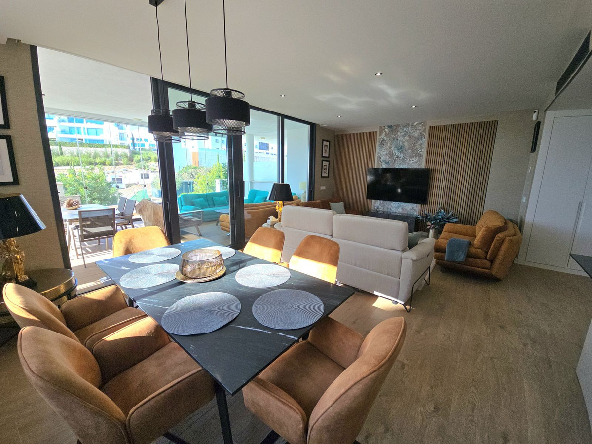 Appartement te koop in Fuengirola | 2 slaapkamers H5285866