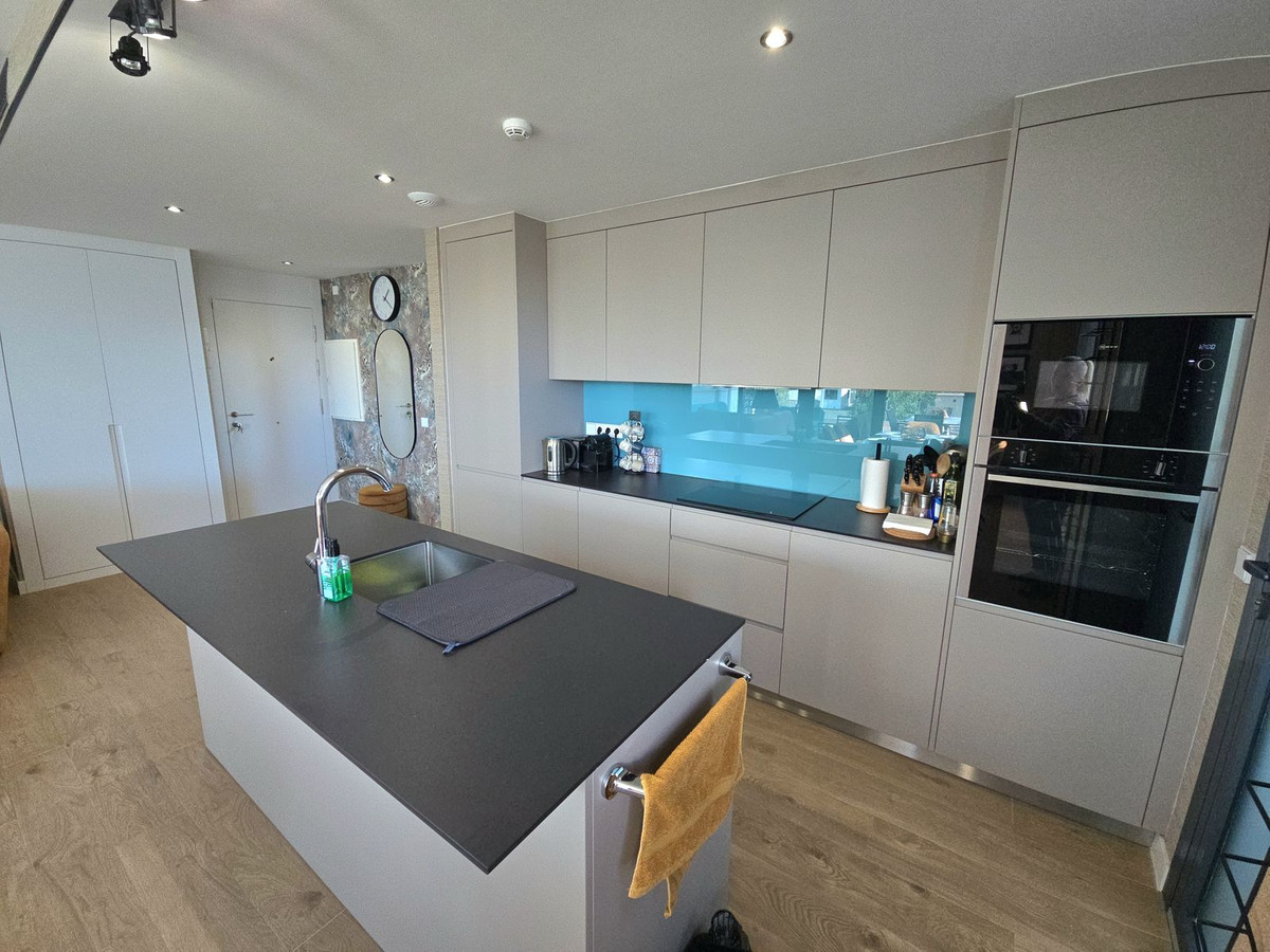 Appartement te koop in Fuengirola | 2 slaapkamers H5285866