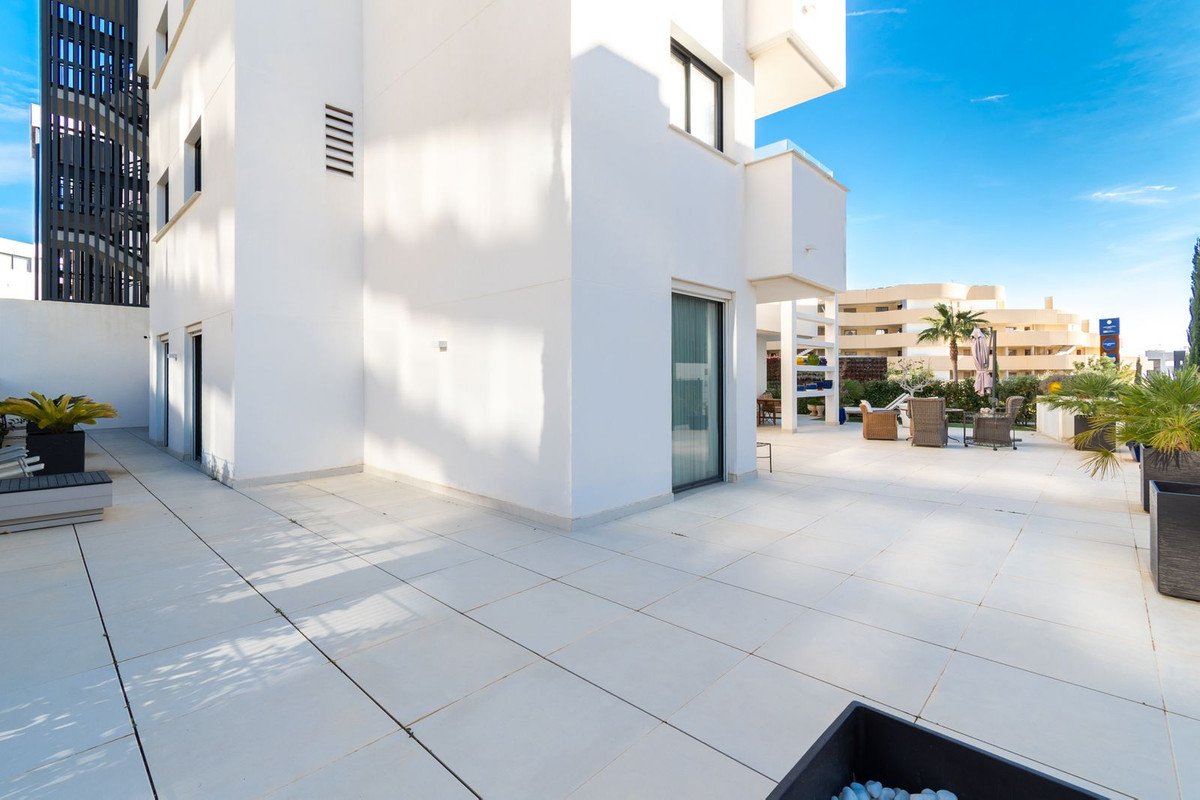 Appartement te koop in Fuengirola | 3 slaapkamers H5308807