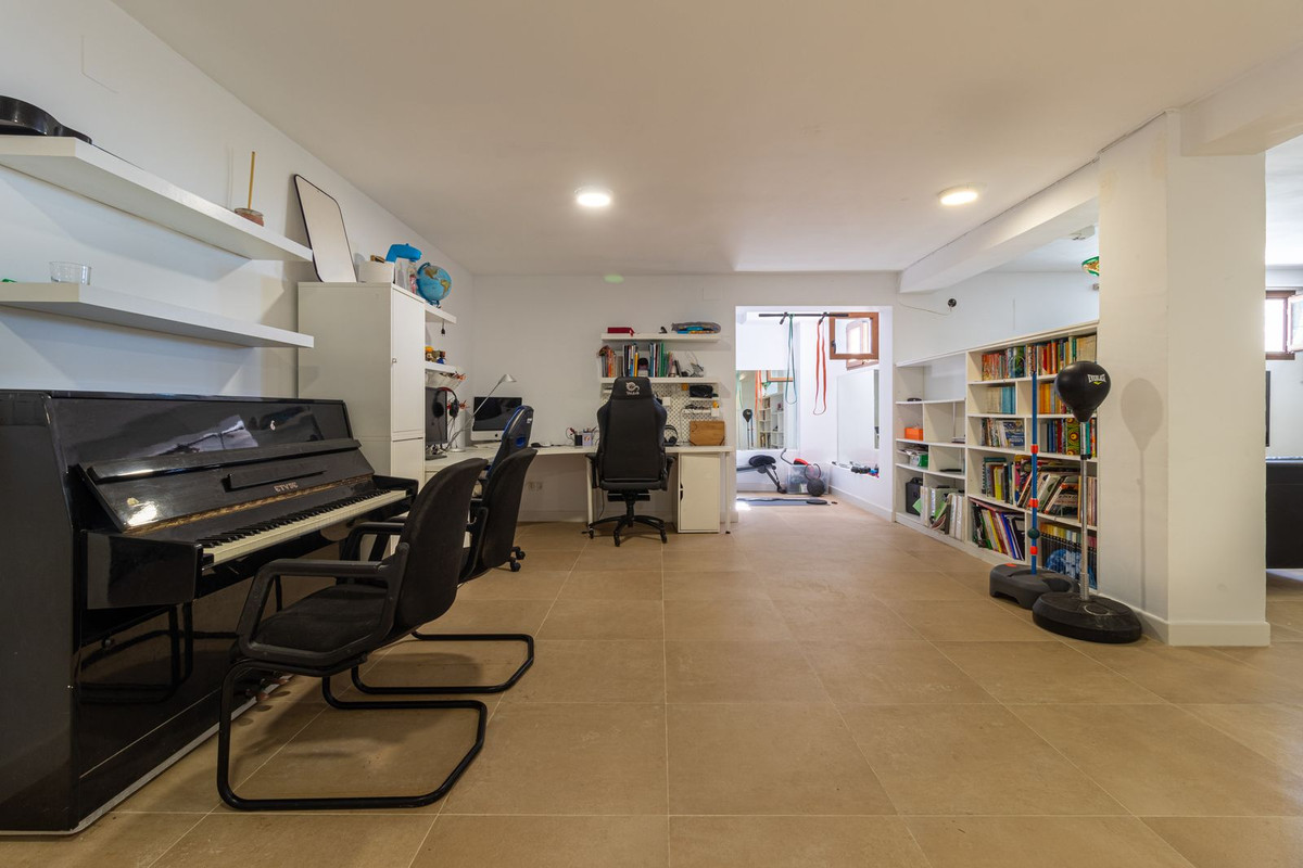 Huis te koop in Fuengirola | 6 slaapkamers H5309953