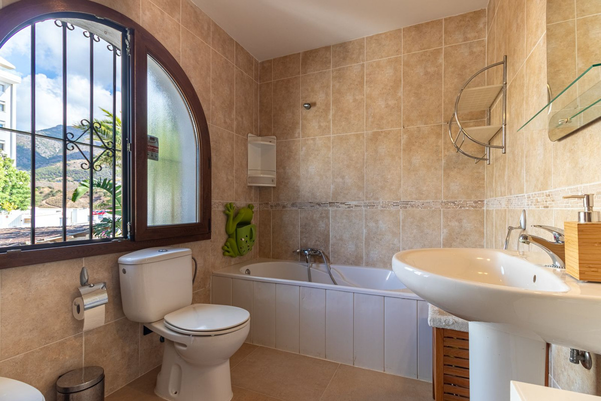 Huis te koop in Fuengirola | 6 slaapkamers H5309953