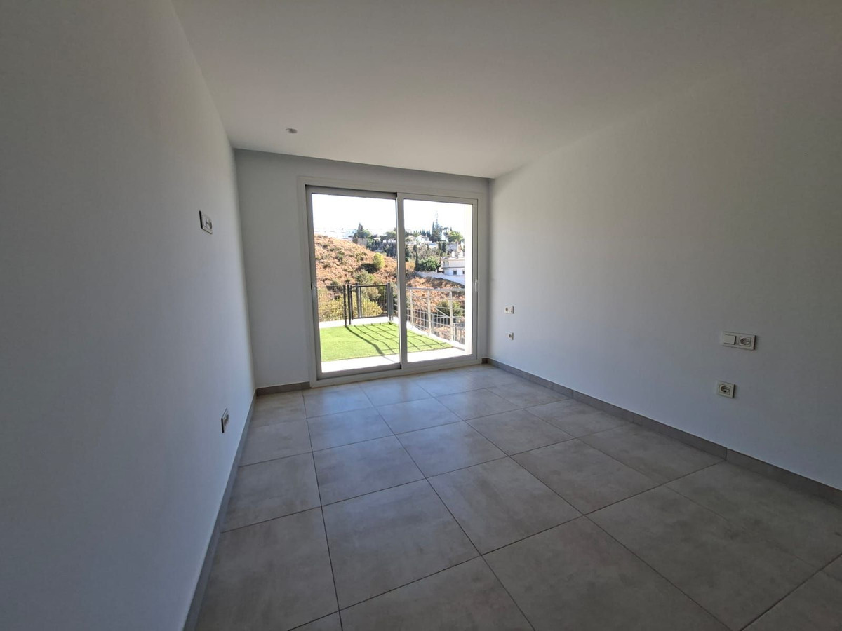 Property main view 50