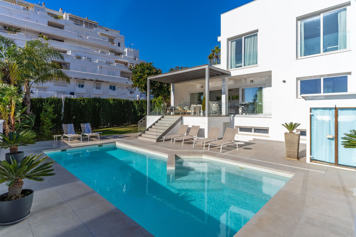 Huis te koop in Fuengirola | 5 slaapkamers H5324992