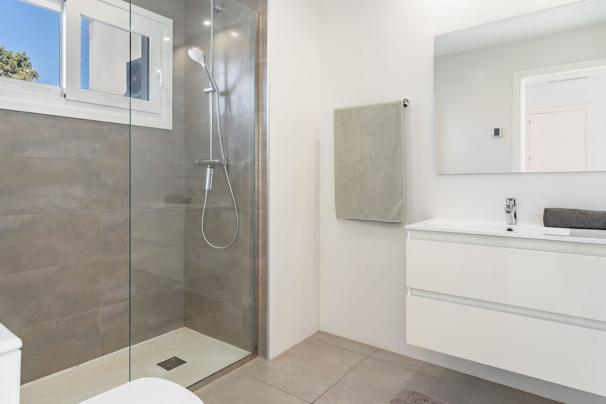 Huis te koop in Fuengirola | 5 slaapkamers H5324992