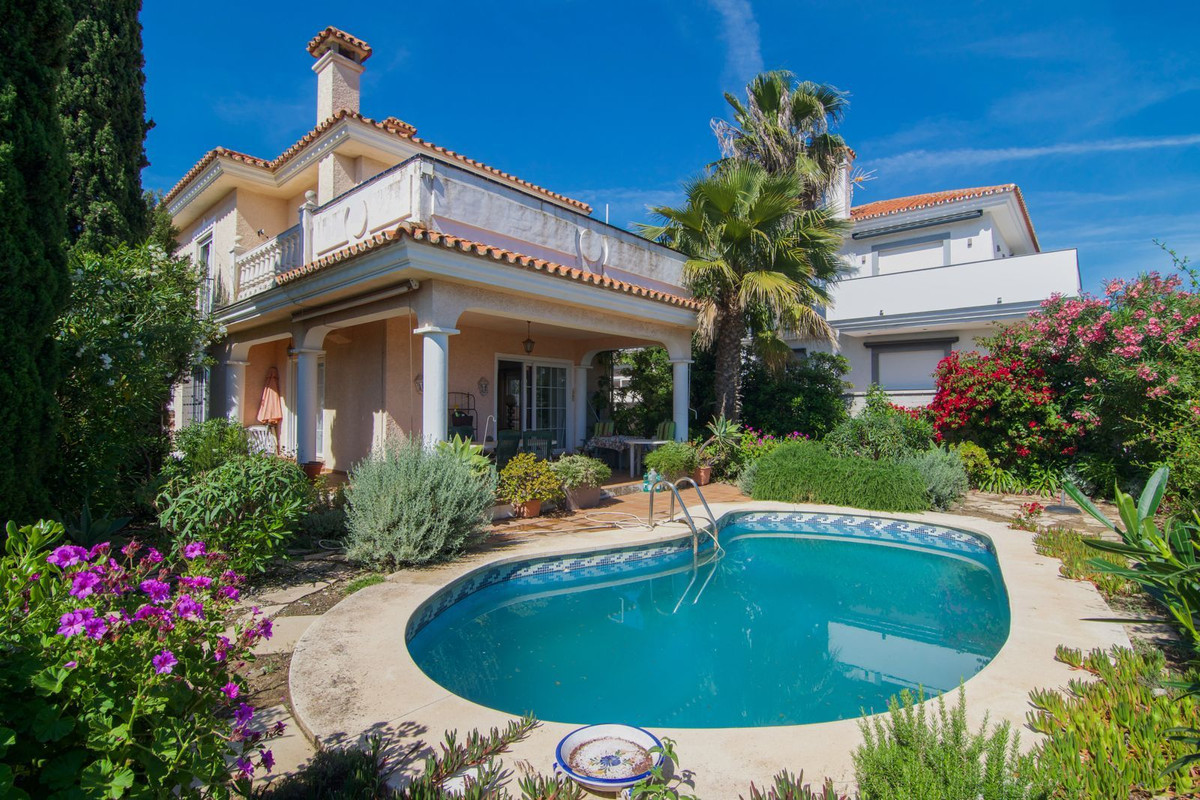 Huis te koop in Fuengirola | 3 slaapkamers H5373961