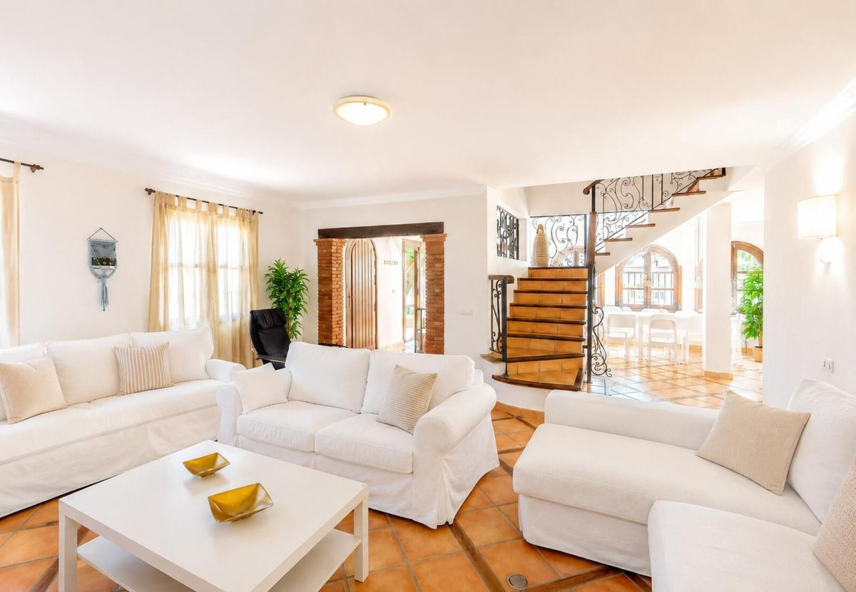 Huis te koop in Fuengirola | 6 slaapkamers H5383582