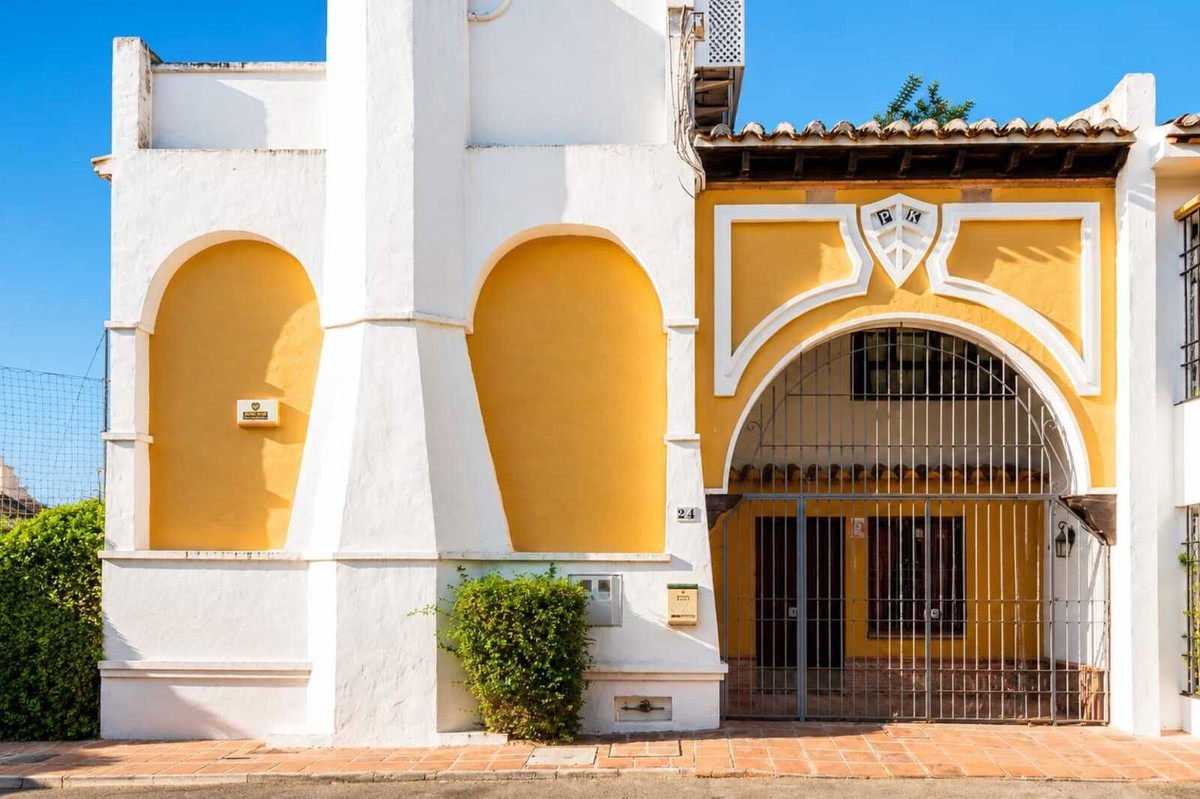 Huis te koop in Fuengirola | 6 slaapkamers H5383582