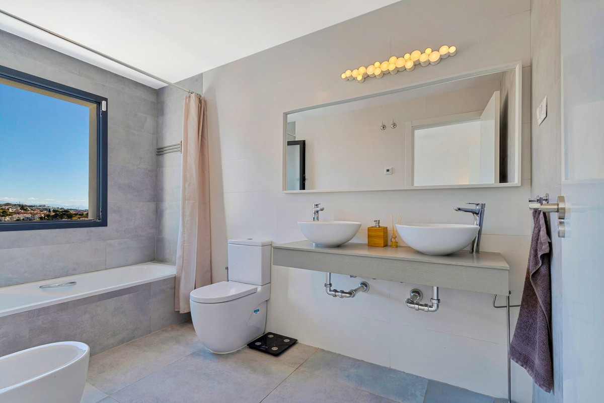 Huis te koop in Fuengirola | 3 slaapkamers H5387758
