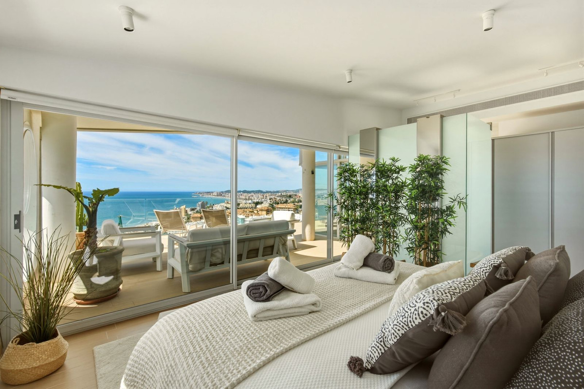 Penthouse te koop in Fuengirola | 4 slaapkamers H5397214