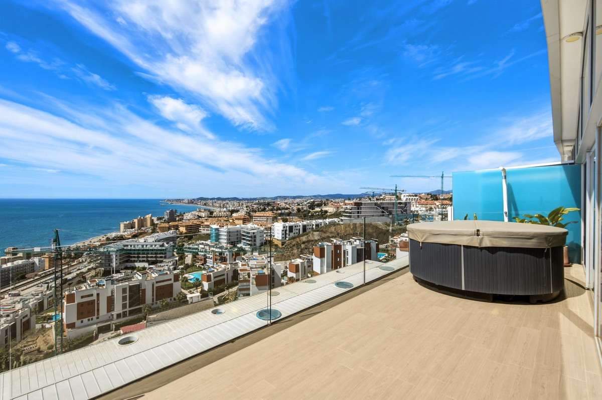 Penthouse te koop in Fuengirola | 4 slaapkamers H5397214