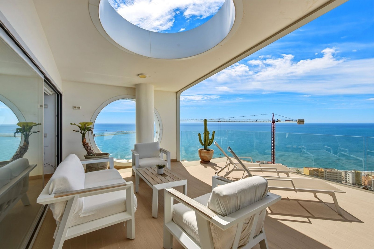 Penthouse te koop in Fuengirola | 4 slaapkamers H5397214