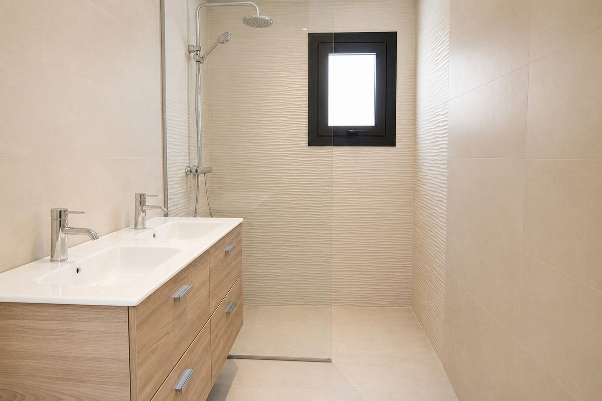 Huis te koop in Fuengirola | 4 slaapkamers H5402854