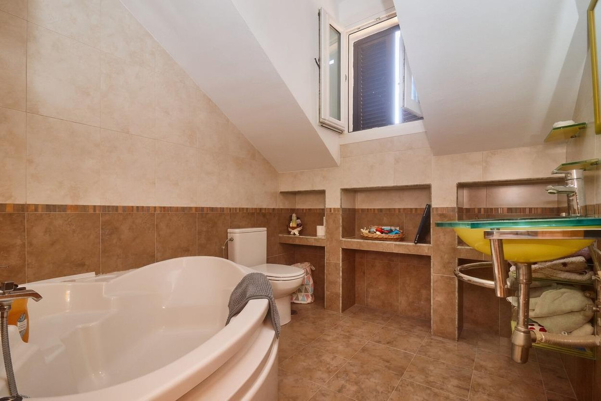 Huis te koop in Fuengirola | 4 slaapkamers H5420872