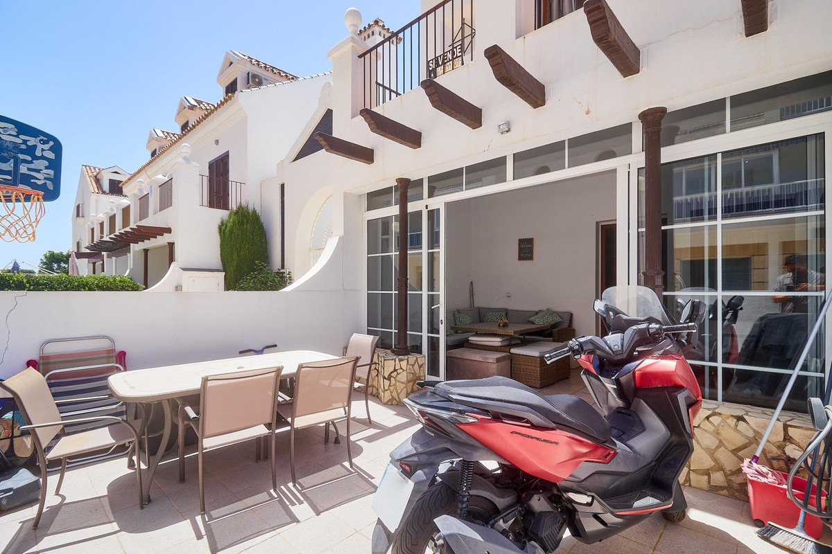Huis te koop in Fuengirola | 4 slaapkamers H5420872