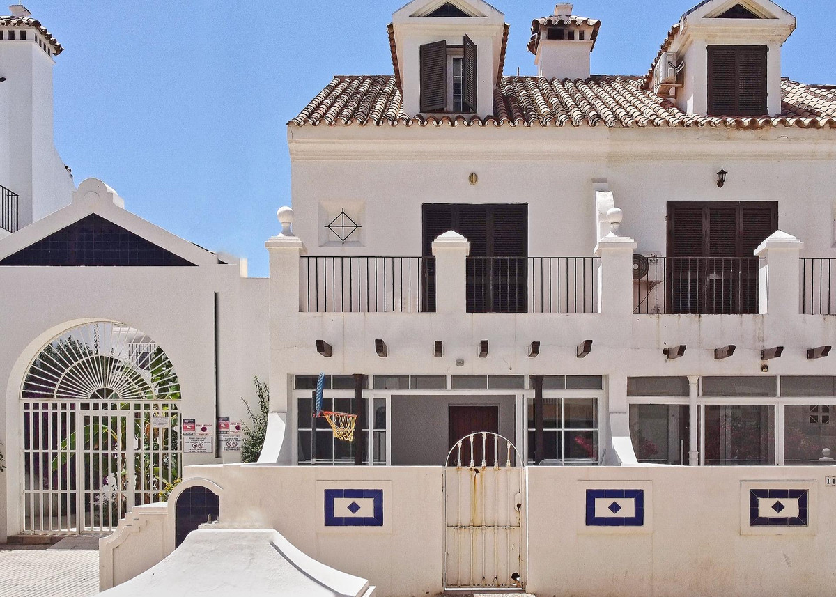 Huis te koop in Fuengirola | 4 slaapkamers H5420872