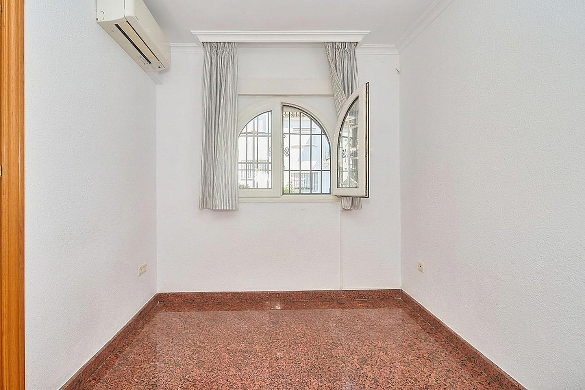 Property main view 40