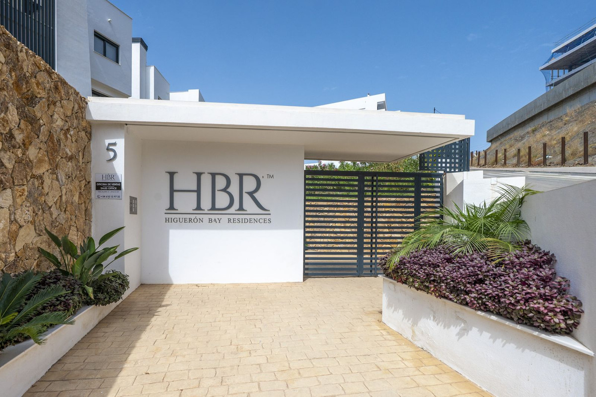 Appartement te koop in Fuengirola | 2 slaapkamers H5447536
