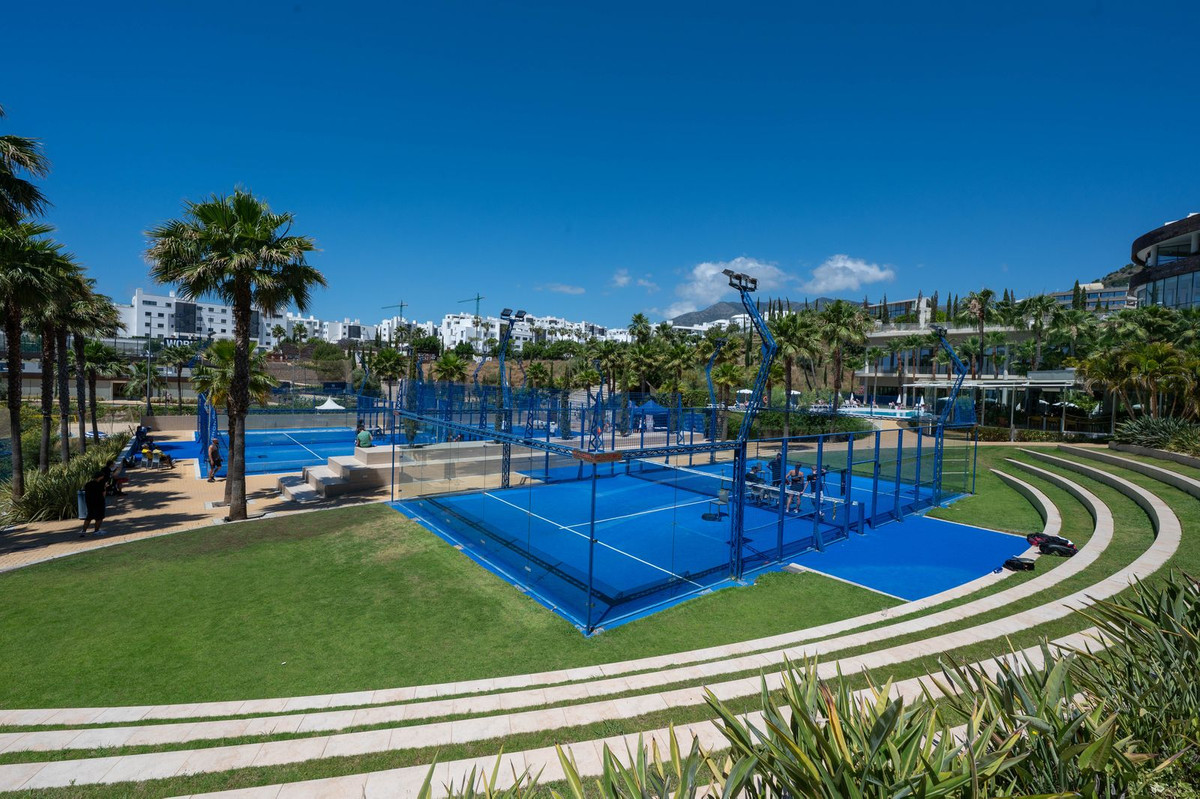 Appartement te koop in Fuengirola | 2 slaapkamers H5447536
