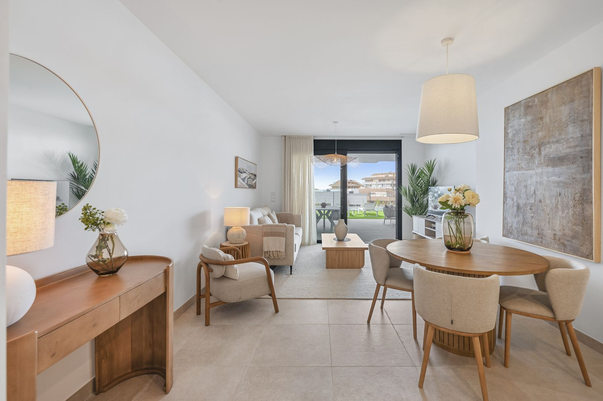 Appartement te koop in Fuengirola | 2 slaapkamers H5447536