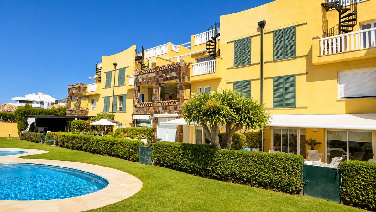 Appartement te koop in Fuengirola | 2 slaapkamers H5472010