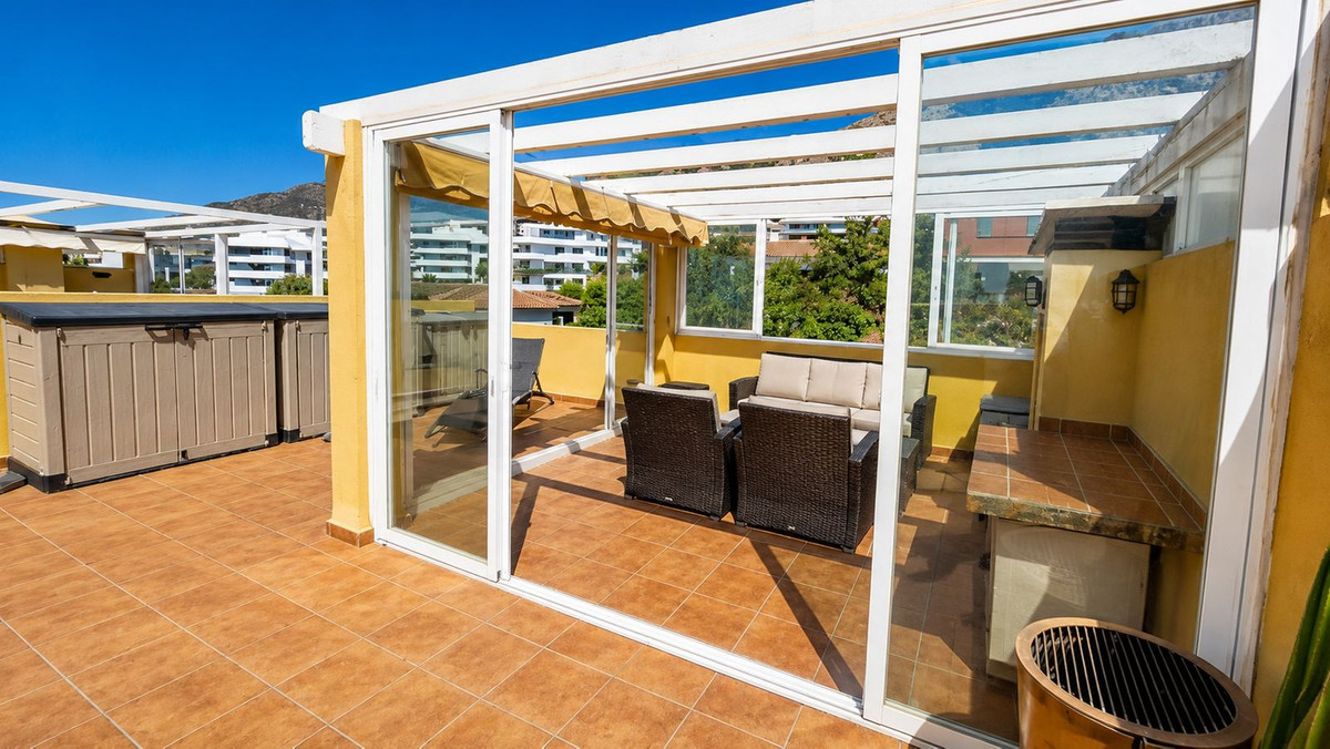 Appartement te koop in Fuengirola | 2 slaapkamers H5472010