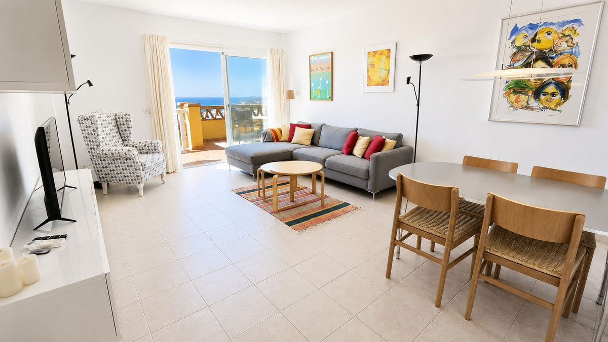 Appartement te koop in Fuengirola | 2 slaapkamers H5472010