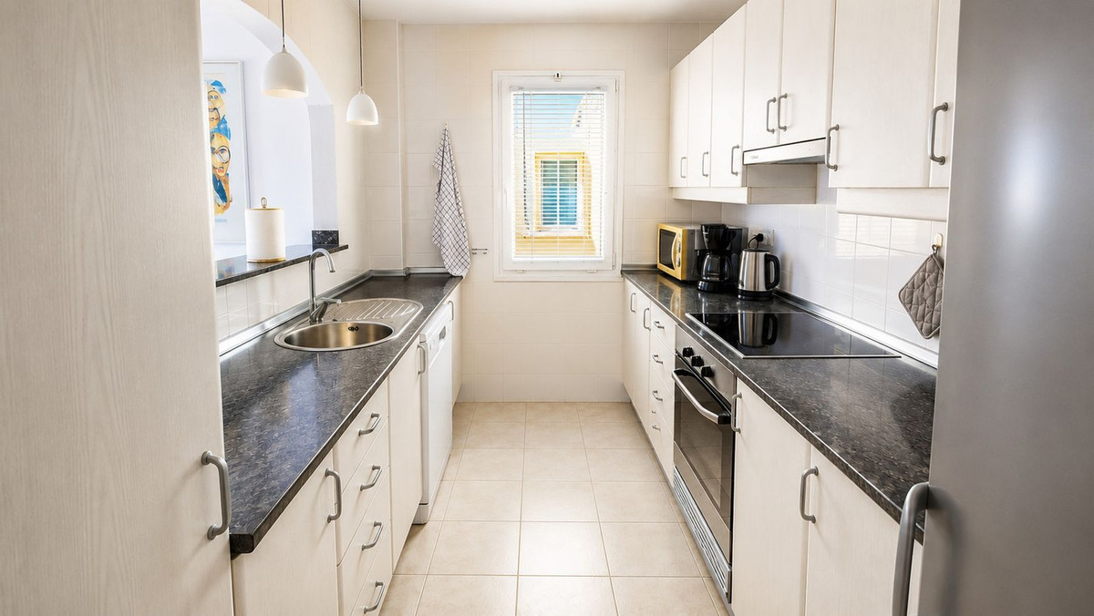 Appartement te koop in Fuengirola | 2 slaapkamers H5472010