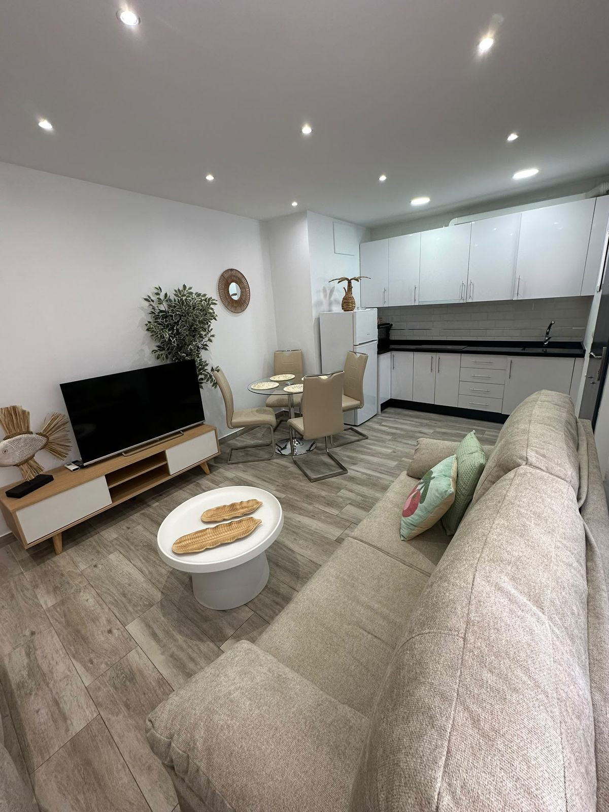 Penthouse te koop in Fuengirola | 2 slaapkamers H5494123