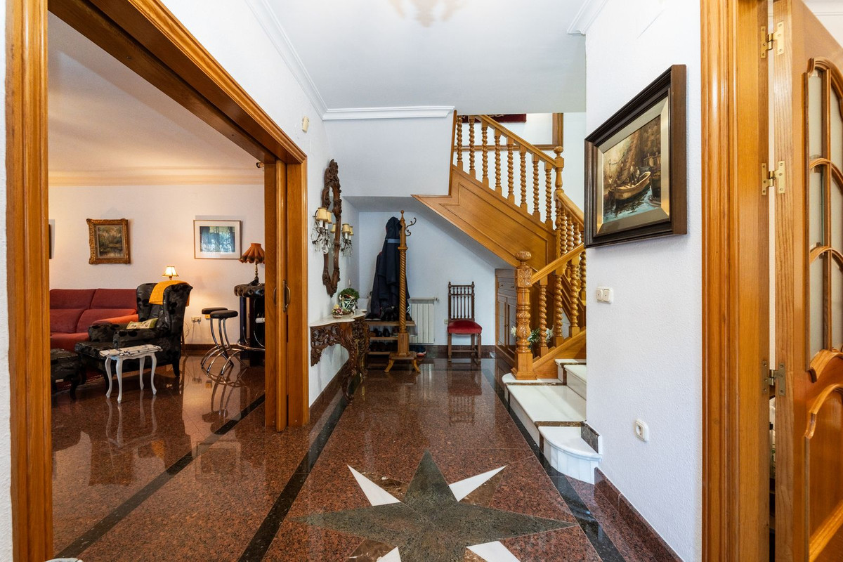 Huis te koop in Fuengirola | 5 slaapkamers H5506975