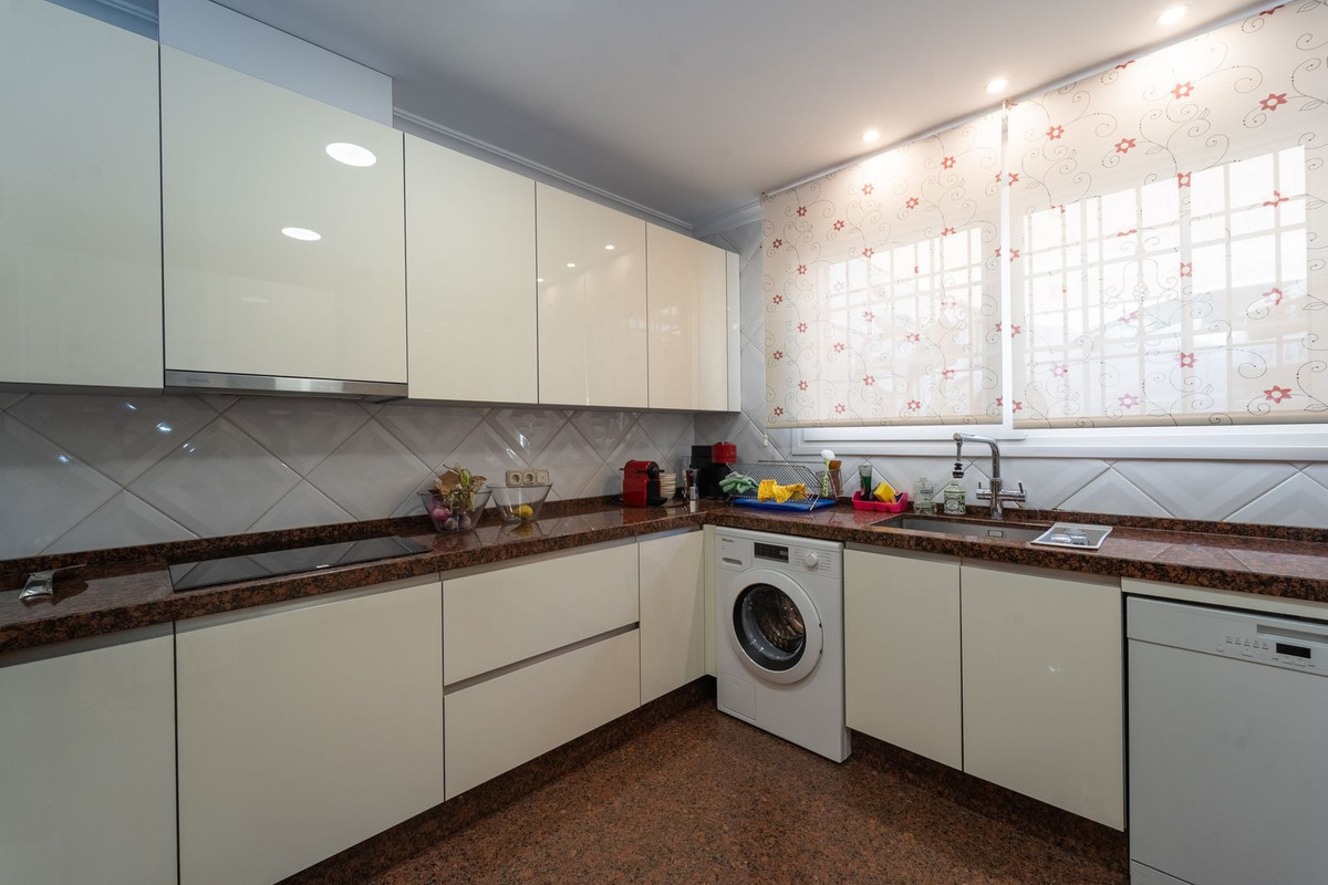Huis te koop in Fuengirola | 5 slaapkamers H5506975