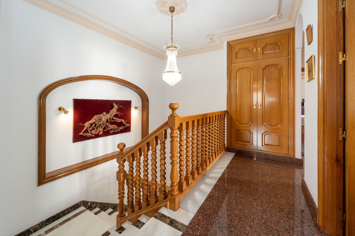 Huis te koop in Fuengirola | 5 slaapkamers H5506975