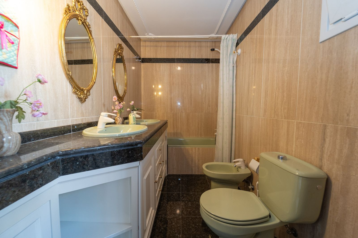 Huis te koop in Fuengirola | 5 slaapkamers H5506975