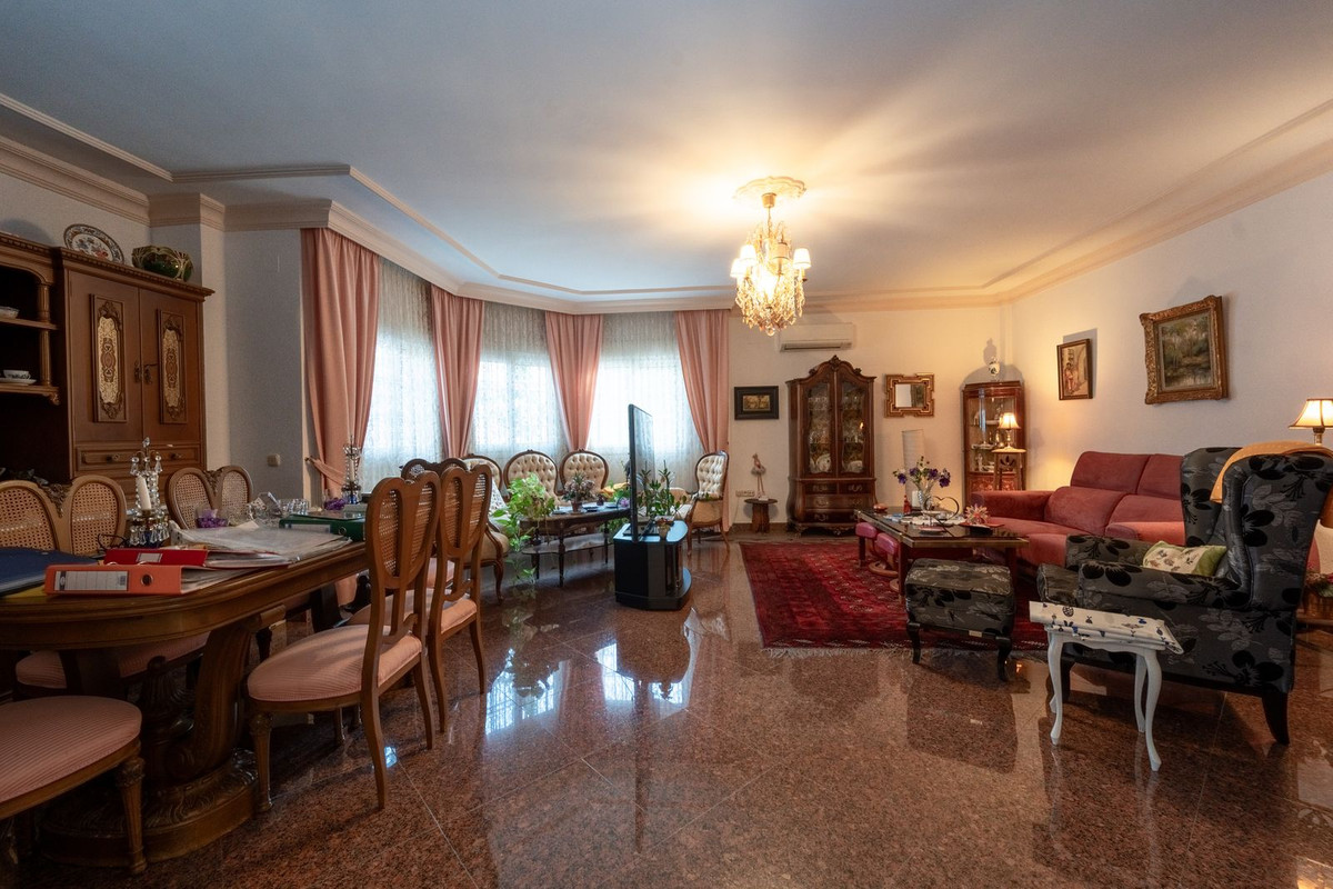 Huis te koop in Fuengirola | 5 slaapkamers H5506975