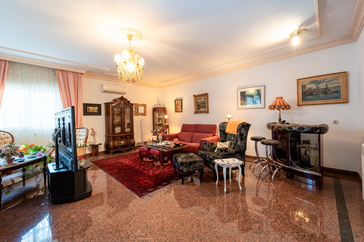 Huis te koop in Fuengirola | 5 slaapkamers H5506975